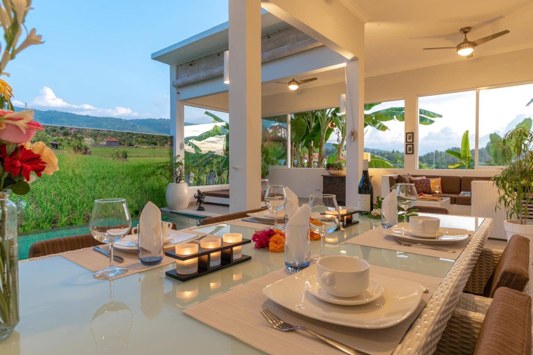 Villa Pondok Maica Ловина Экстерьер фото